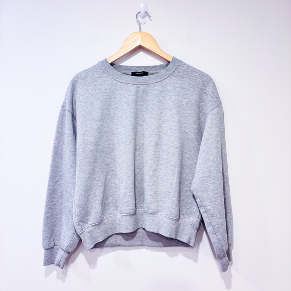 FOREVER21 Grey crewneck sweater - Picture 1 of 8